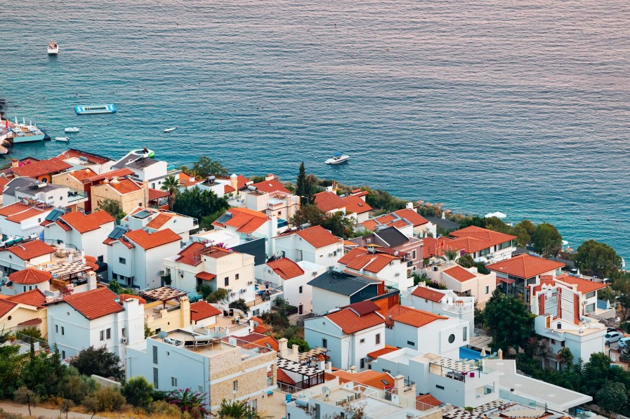 franch frecn riviera from unsplash 1