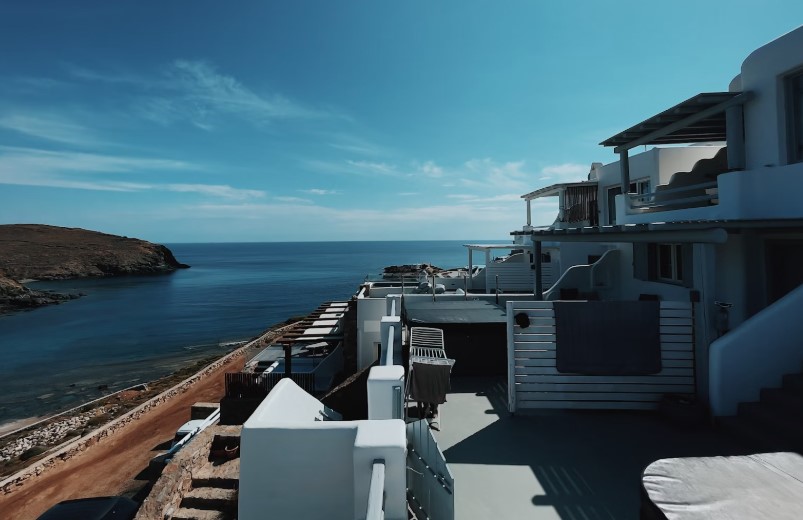greece mykonos from unsplash 3