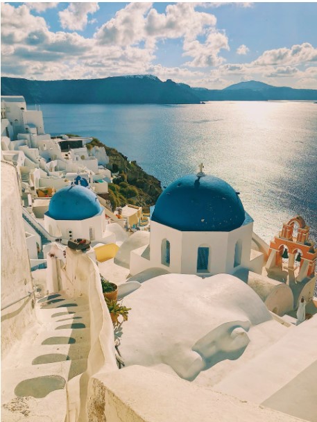 greece - santorini from unsplash