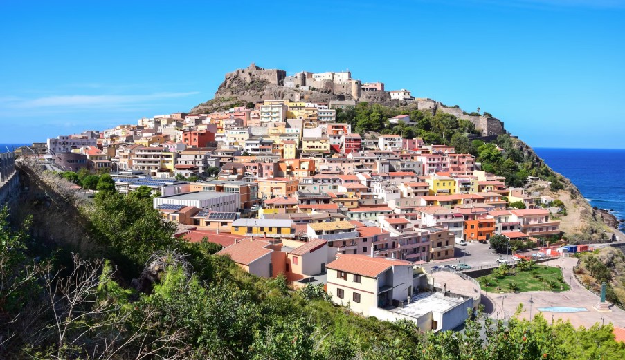 italy sardinia from unsplash 3