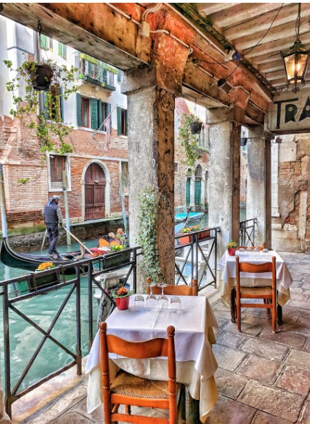 italy - venice from unsplash