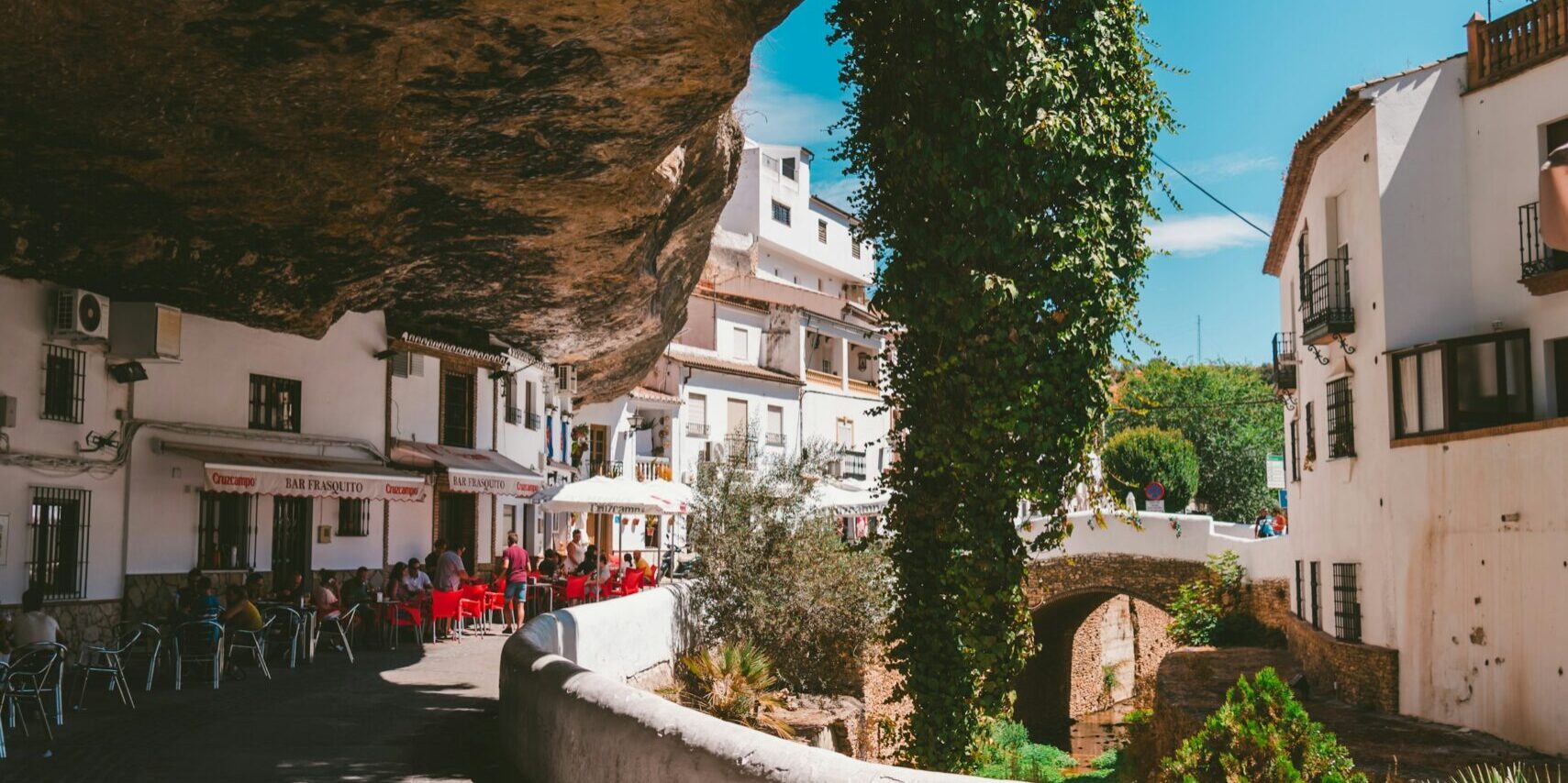 setenil de las bodegas spain