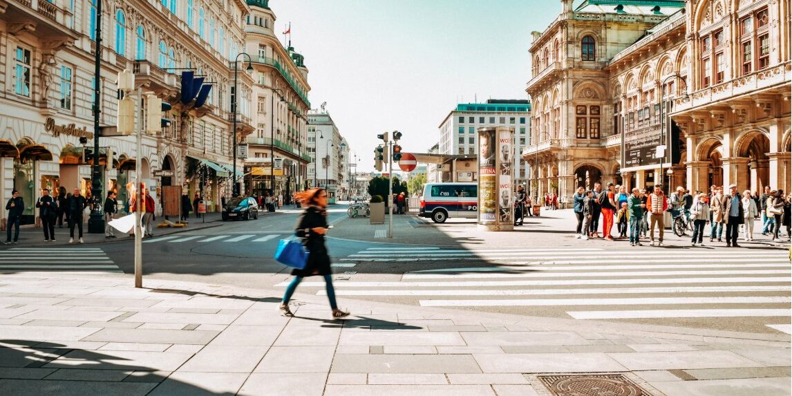vienana walking